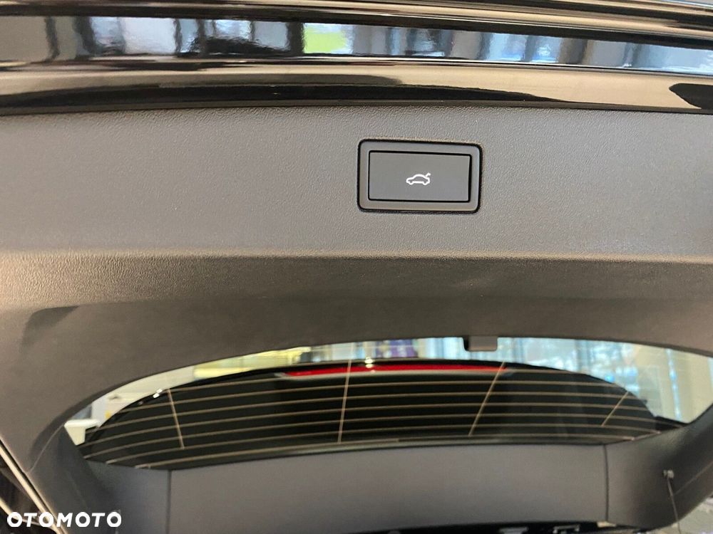 Volkswagen Tiguan - 9