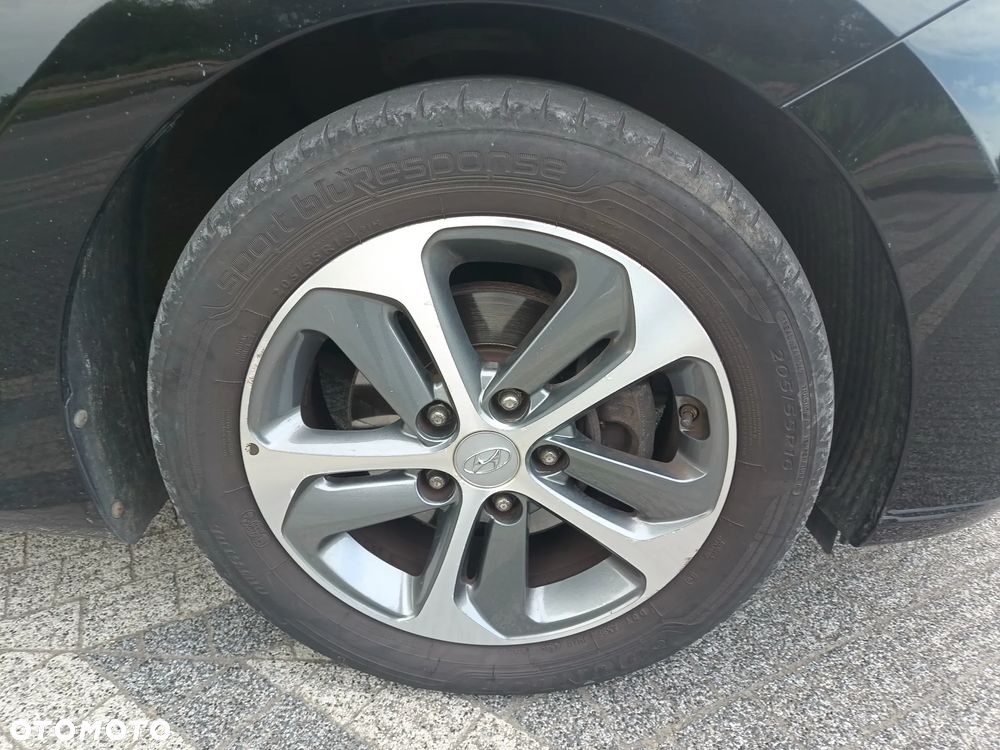 Hyundai i30 blue 1.6 CRDi Style - 12