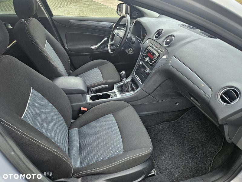 Ford Mondeo SW 1.6 T Silver X Plus - 5