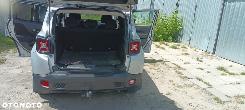Jeep Renegade - 8