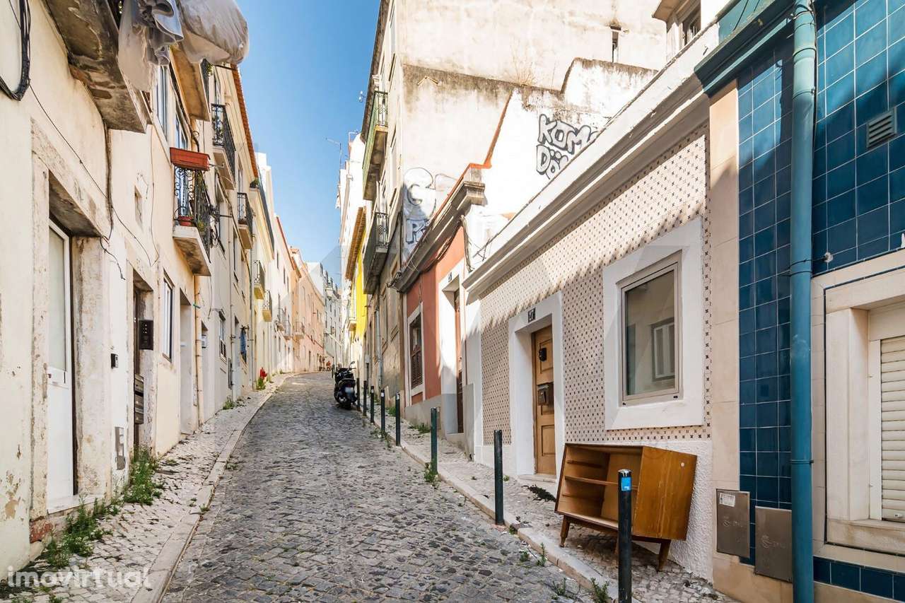 Moradia geminada com licença AL  à venda na Rua do Carrião, 27 junto a - Grande imagem: 3/19