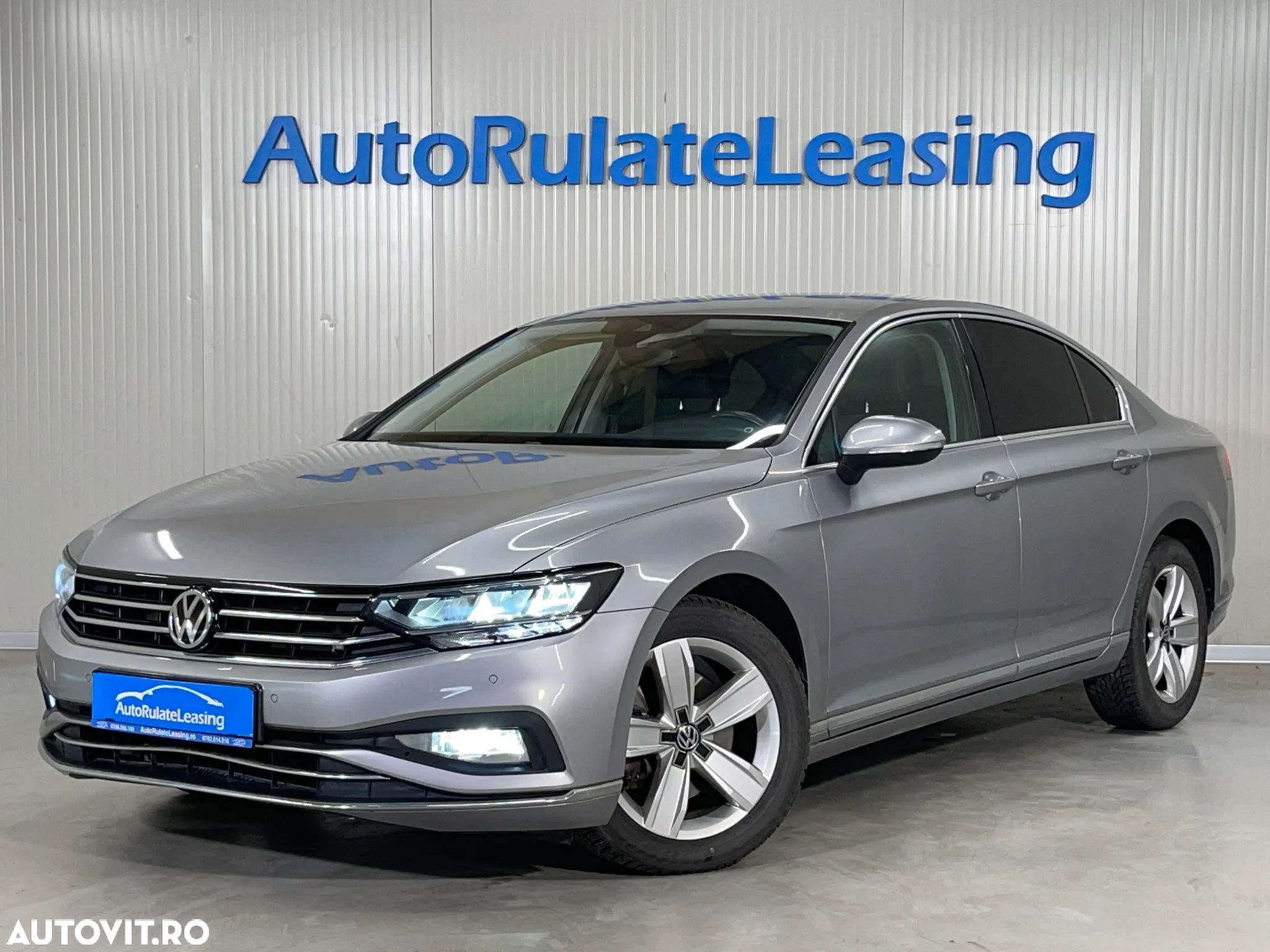 Volkswagen Passat 2.0 TDI DSG Highline - 1