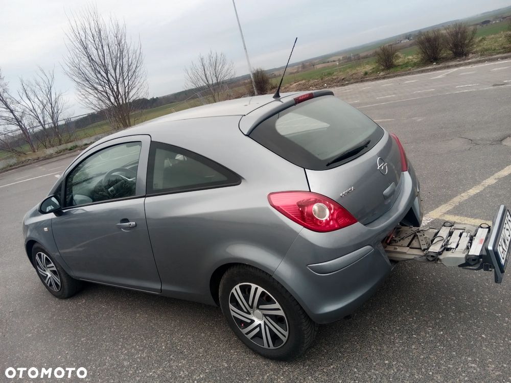 Opel Corsa 1.4 16V Color Edition - 2