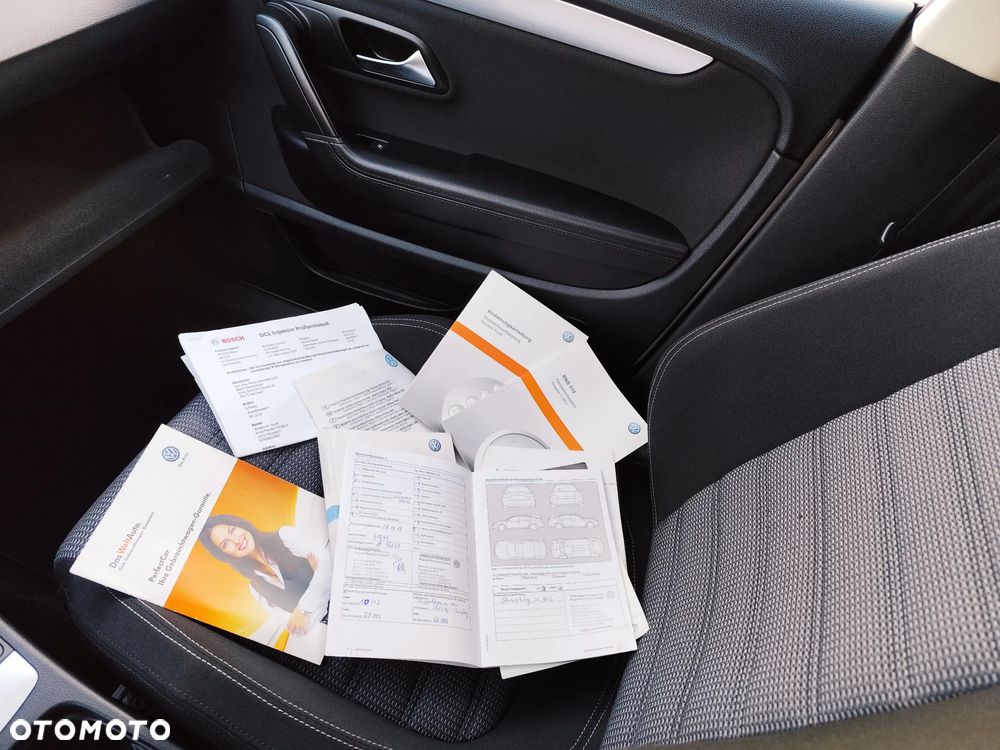 Volkswagen CC 2.0 TDI 4Motion BlueMotion Technology - 20