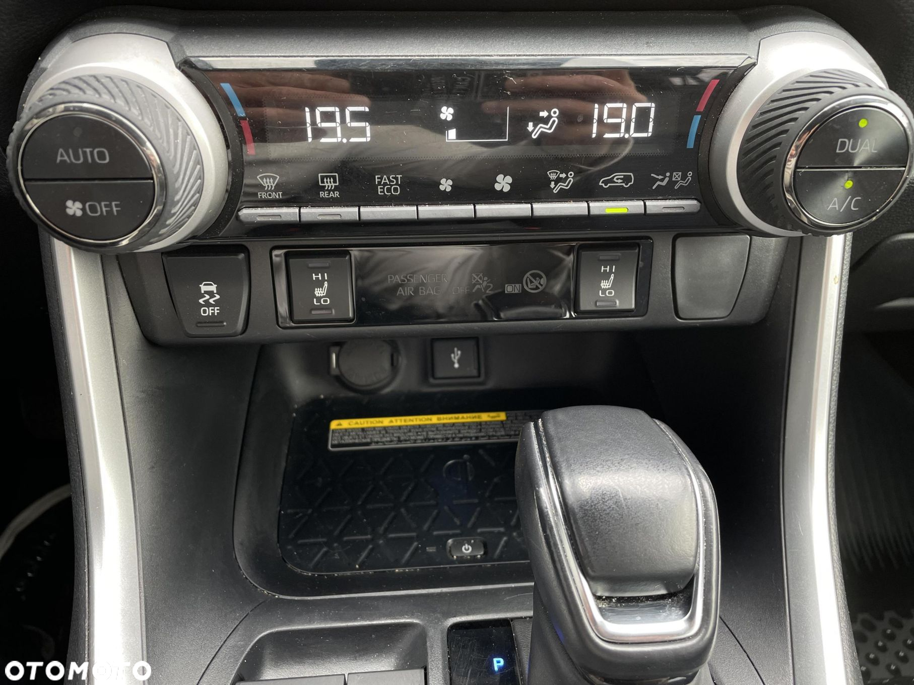 Toyota RAV4 2.5 Hybrid Selection 4x2 - 23
