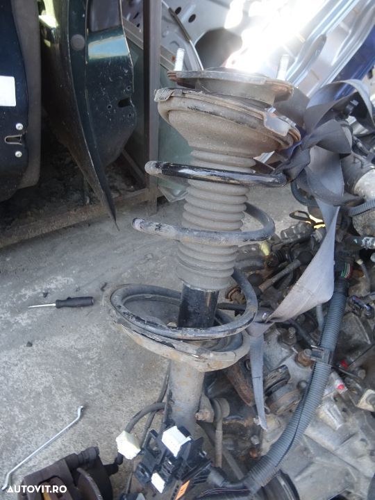 Vand Arc cu Telescop Fata Stanga Toyota RAV 4 2.0 Diesel 4x4 din 2004 - 1
