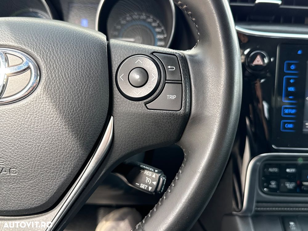 Toyota Auris 1.8 L VVT-i Sol+ - 13