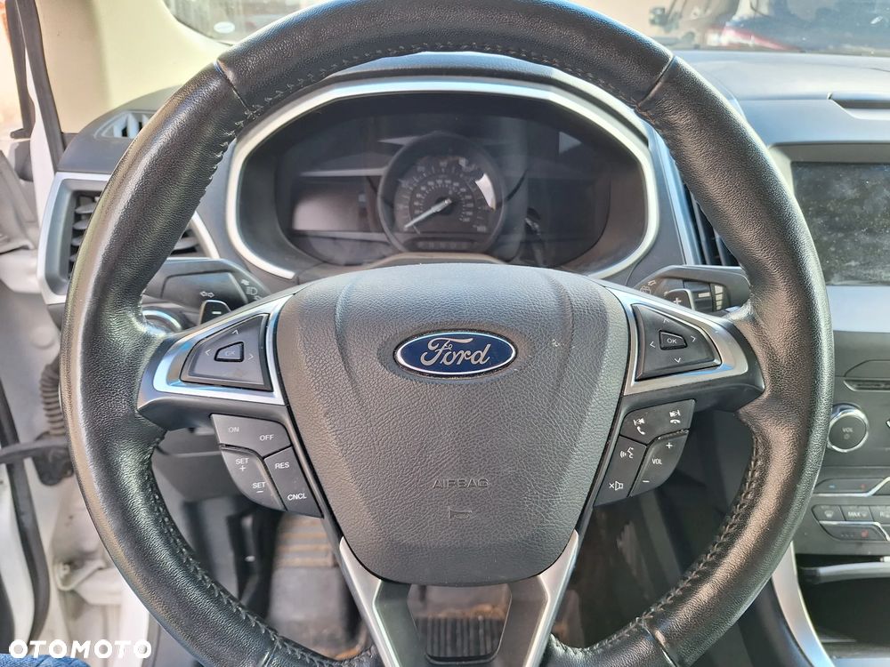 Ford Edge - 7