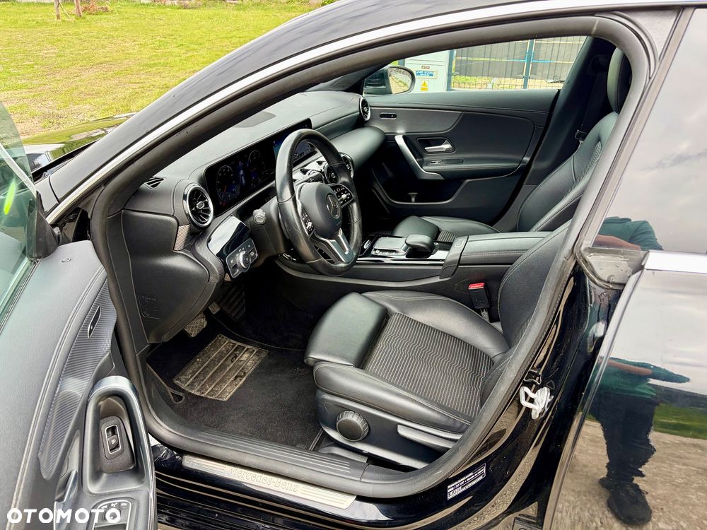 Mercedes-Benz CLA 200 d 8G-DCT Edition 2020 - 12