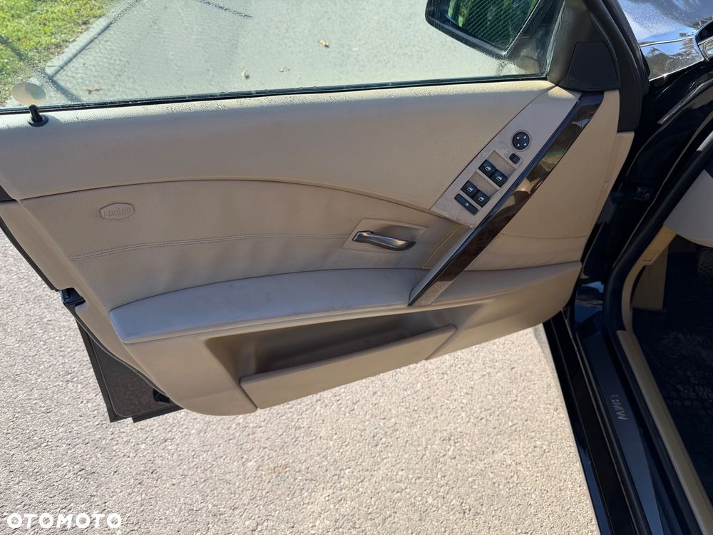 BMW Seria 5 530d - 34