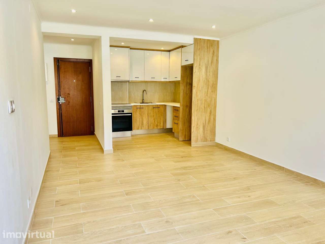 Apartamento T1  Quarteira 5 minutos da praia - Grande imagem: 2/10