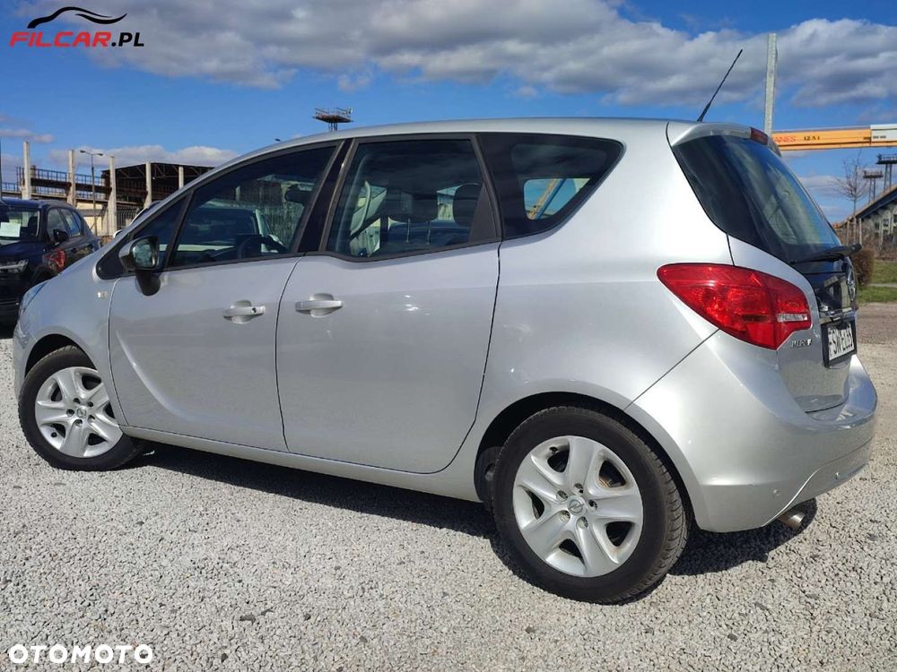 Opel Meriva - 22