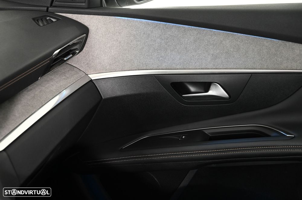 Peugeot 3008 1.6 Hybrid GT e-EAT8 - 17