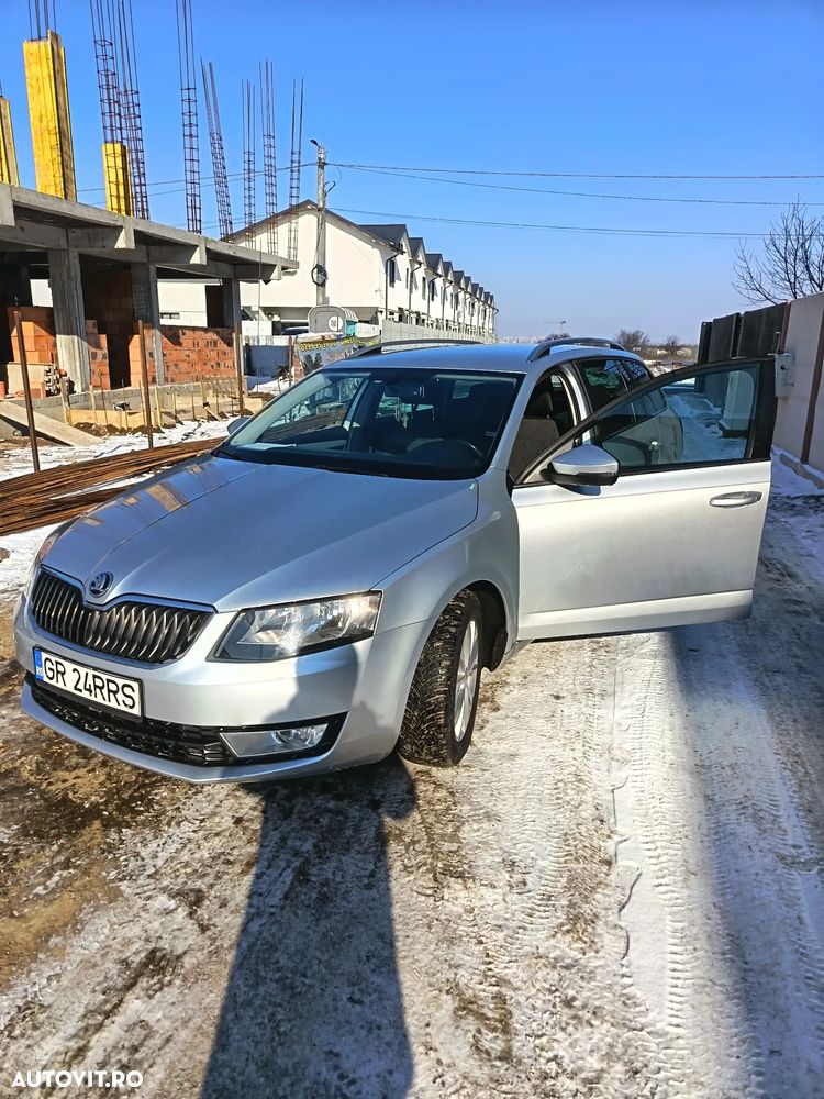 Skoda Octavia 2.0 TDI (Green tec) DSG Ambition - 3