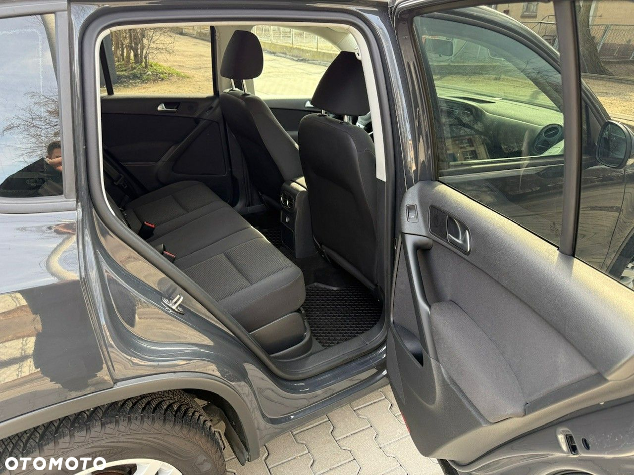 Volkswagen Tiguan - 24