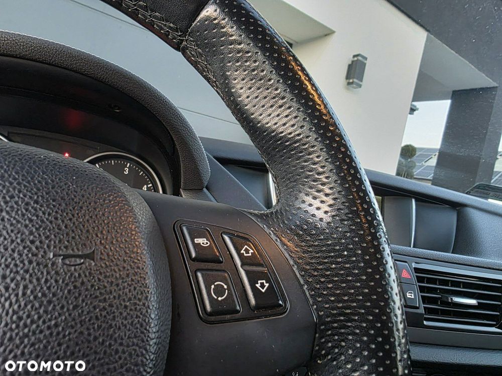 BMW X1 - 15