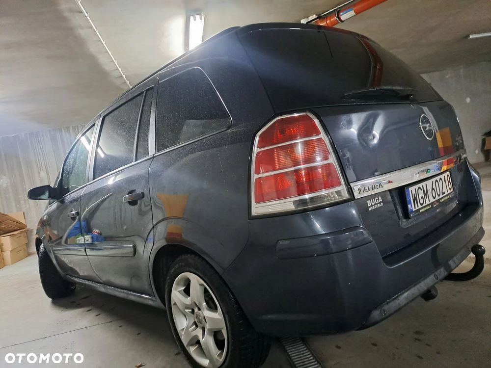 Opel Zafira - 9