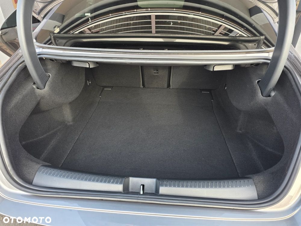 Mercedes-Benz CLA 200 4-Matic AMG Line 8G-DCT - 11