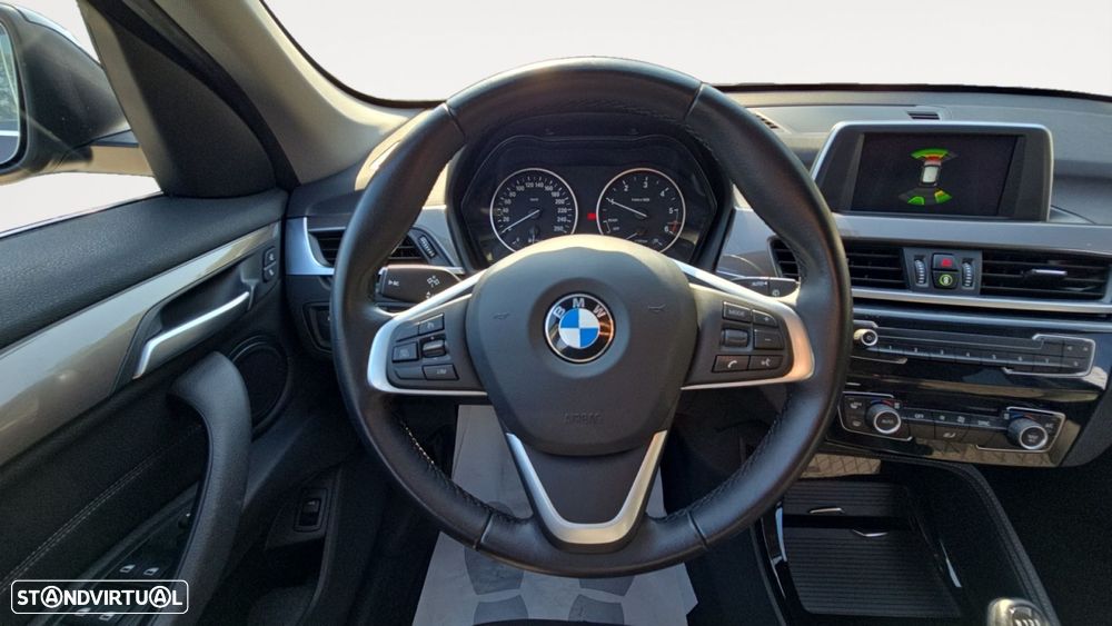 BMW X1 16 d sDrive Line xLine - 13