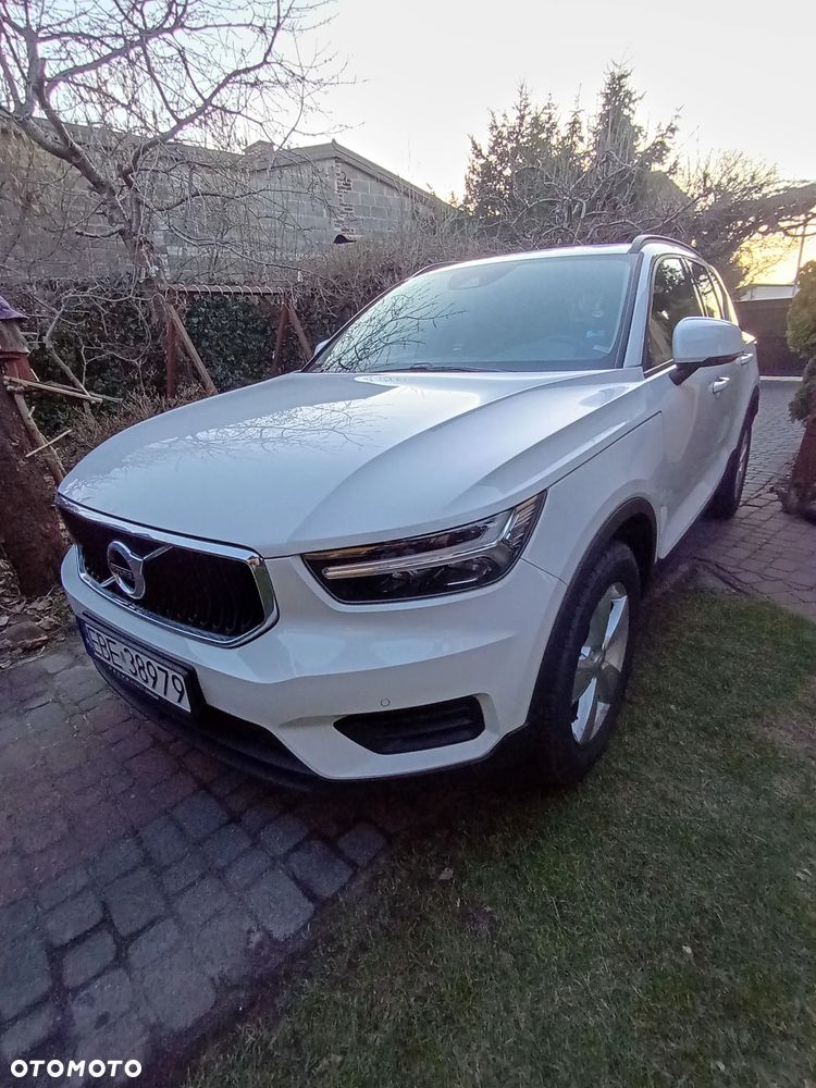 Volvo XC 40 T3 Momentum - 1