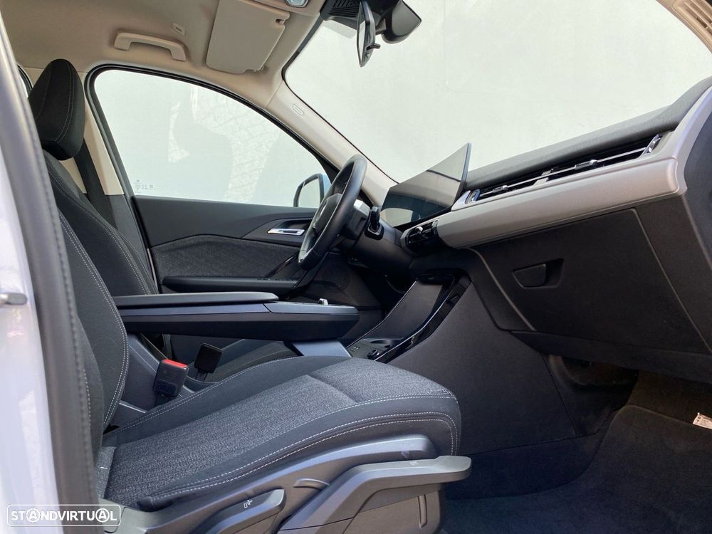 BMW X1 sDrive18d - 13