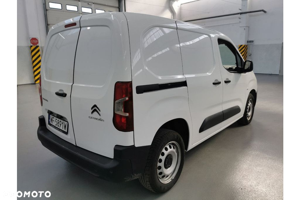 Citroën Berlingo 1.5 BlueHDi M Club SalonPL VAT23% Właścicielem pojazdu jest Ayvens Financial Services Polska - 2