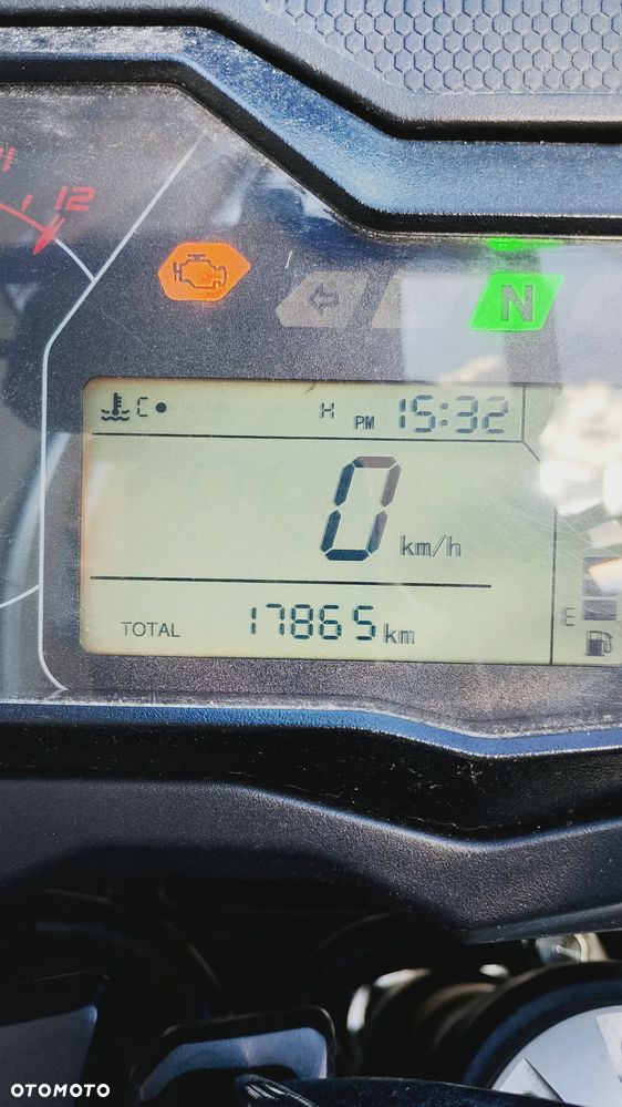 Benelli TRK 502 - 11