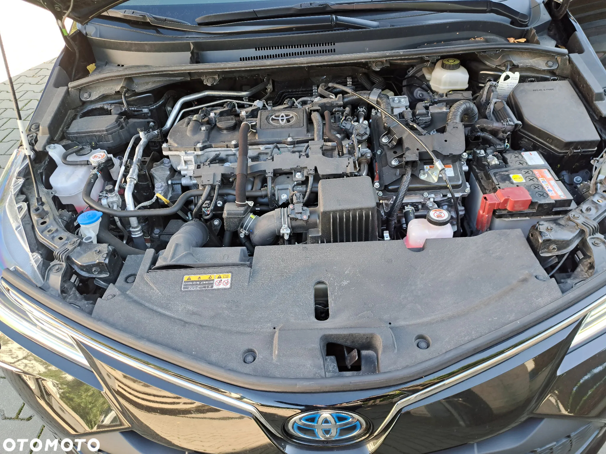 Toyota Corolla 1.8 Hybrid Style - 17