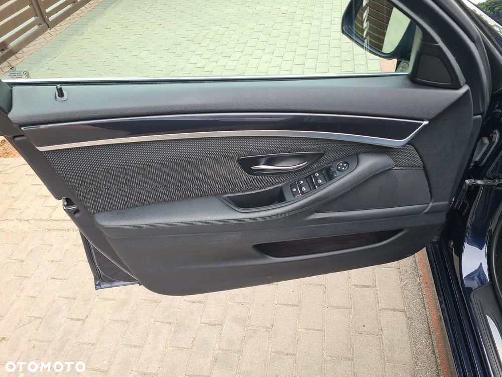 BMW Seria 5 520d Modern Line - 15