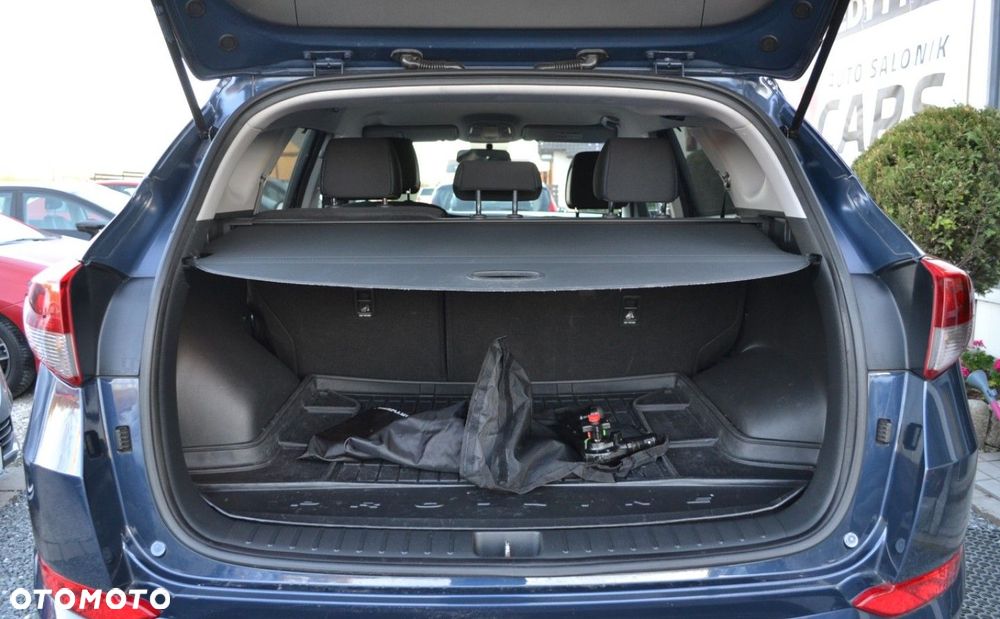 Hyundai Tucson blue 1.6 GDi 2WD Navi - 35