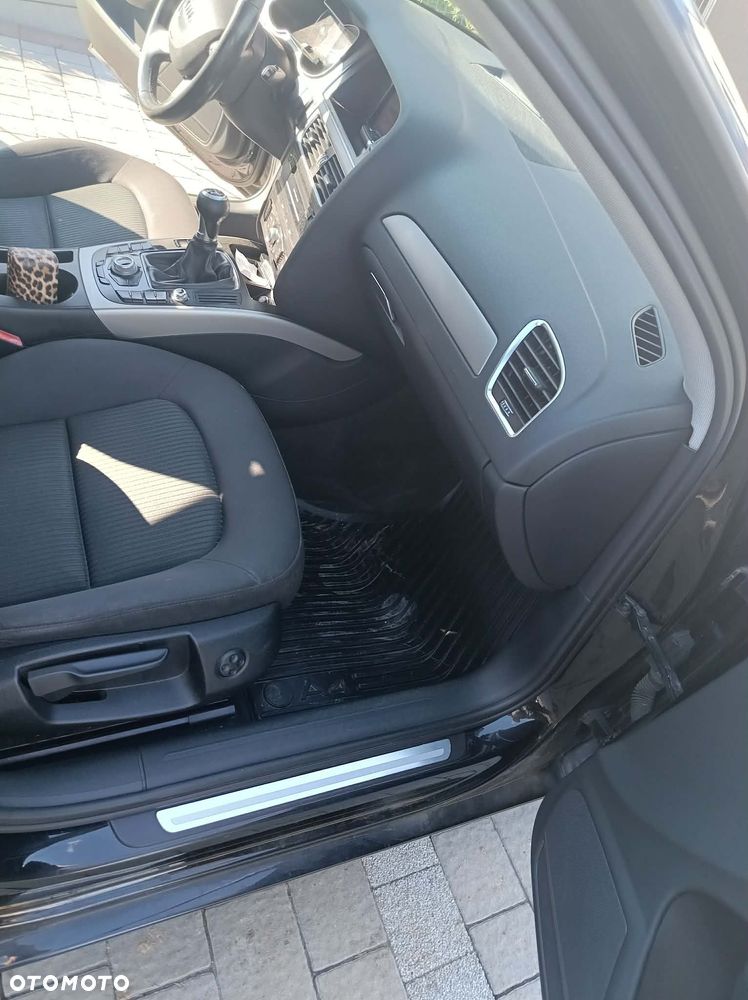 Audi A4 Avant 2.0 TDI - 8
