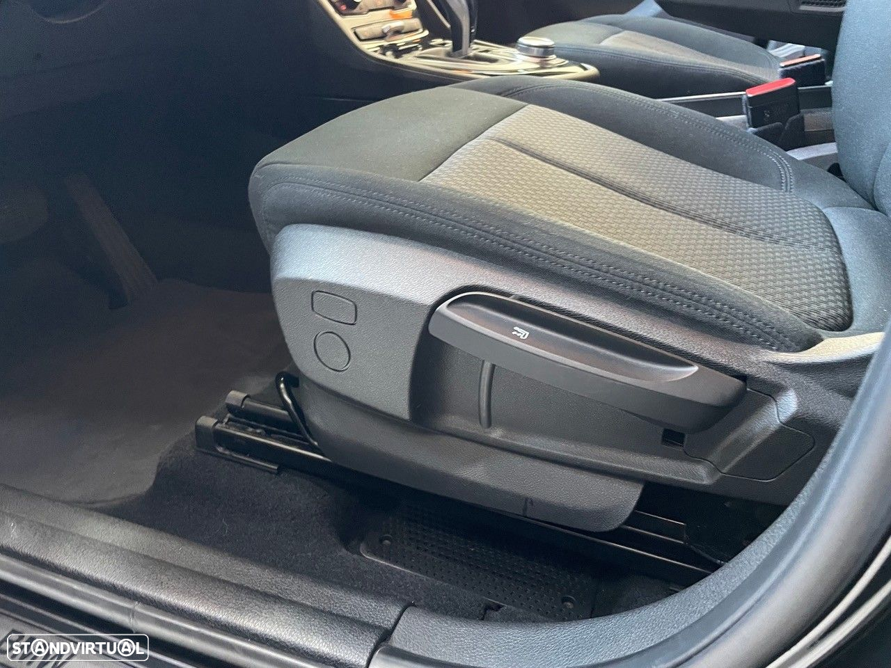 BMW 216 Active Tourer d Advantage Auto - 37