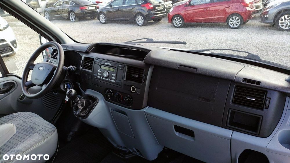 Ford Transit - 33