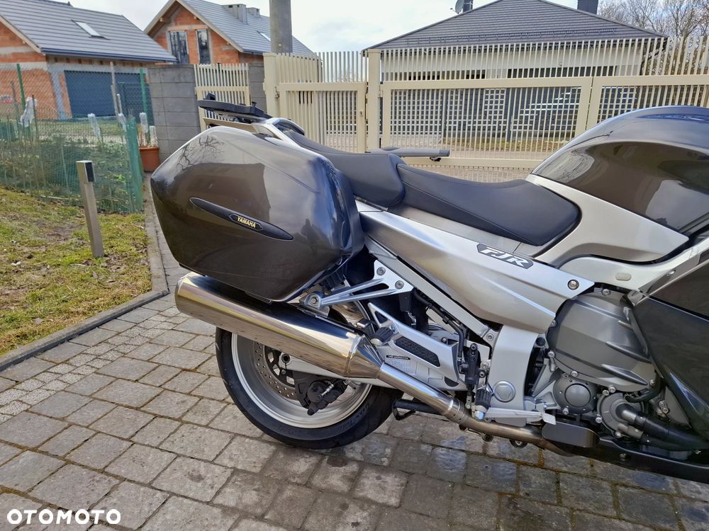 Yamaha FJR - 4