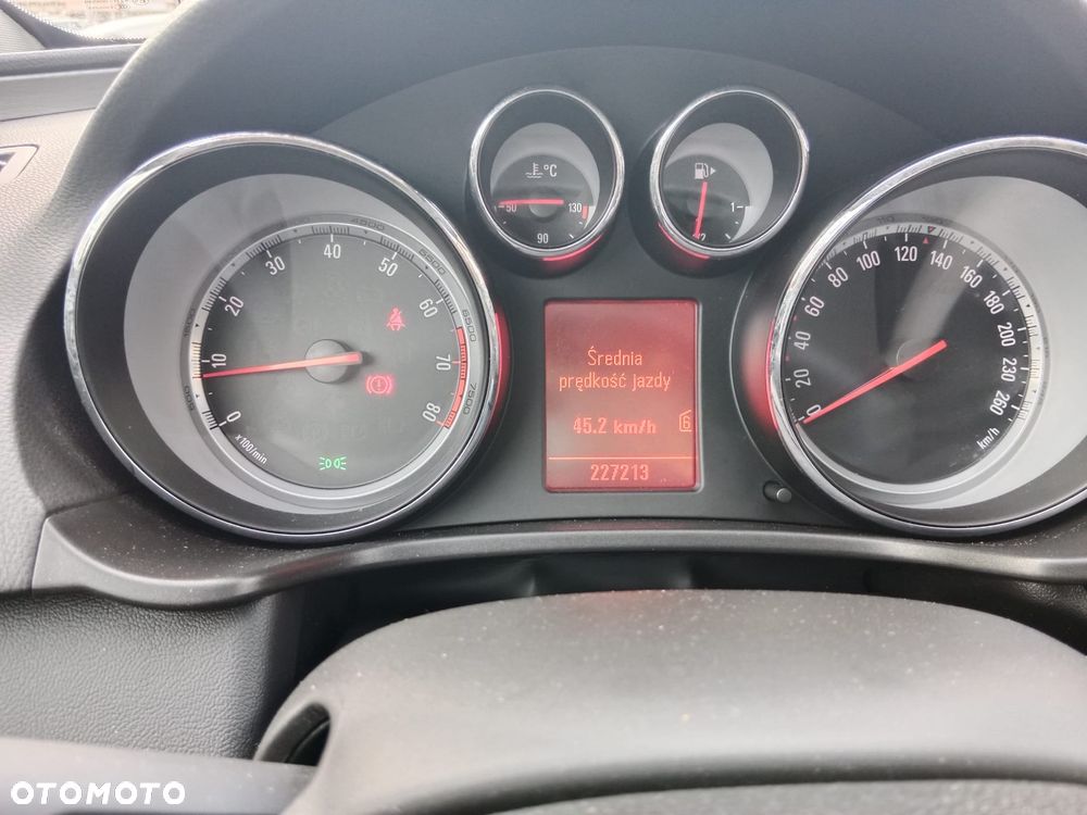 Opel Insignia 1.6 T Cosmo - 18