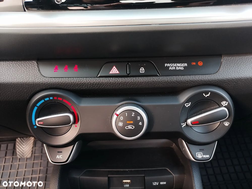 Kia Stonic 1.0 T-GDI M - 11