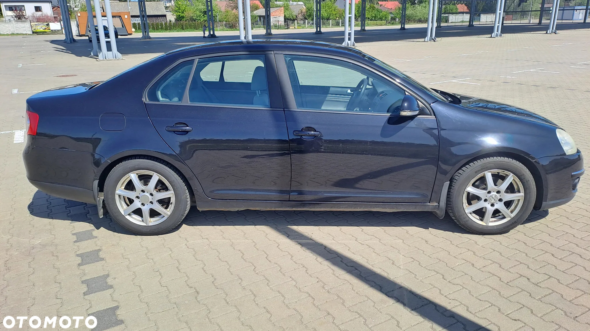Volkswagen Jetta 1.9 TDI Comfortline - 2