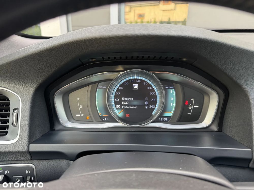Volvo S60 D2 Summum - 18