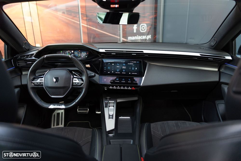 Peugeot 408 180 e-EAT8 GT - 11