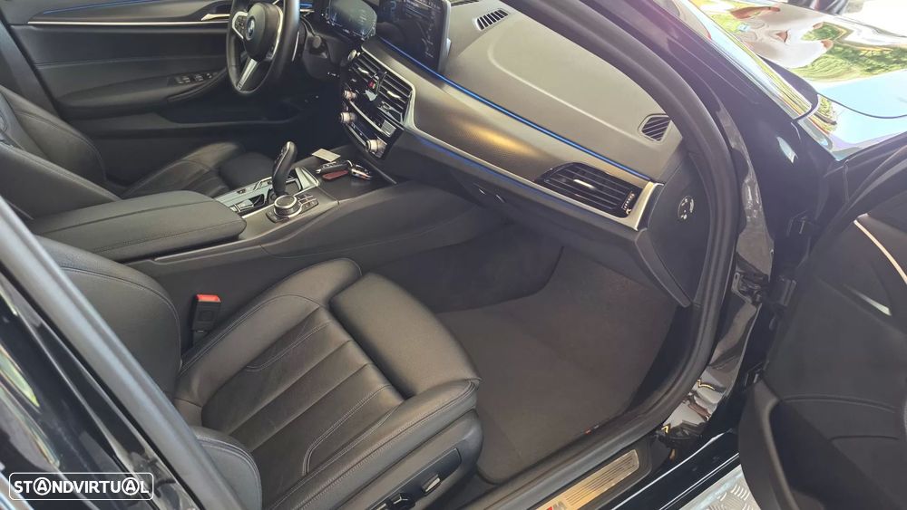 BMW 530 e Pack M - 57