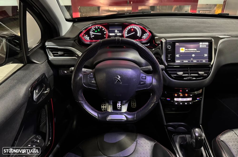 Peugeot 2008 1.2 PureTech GT Line - 13