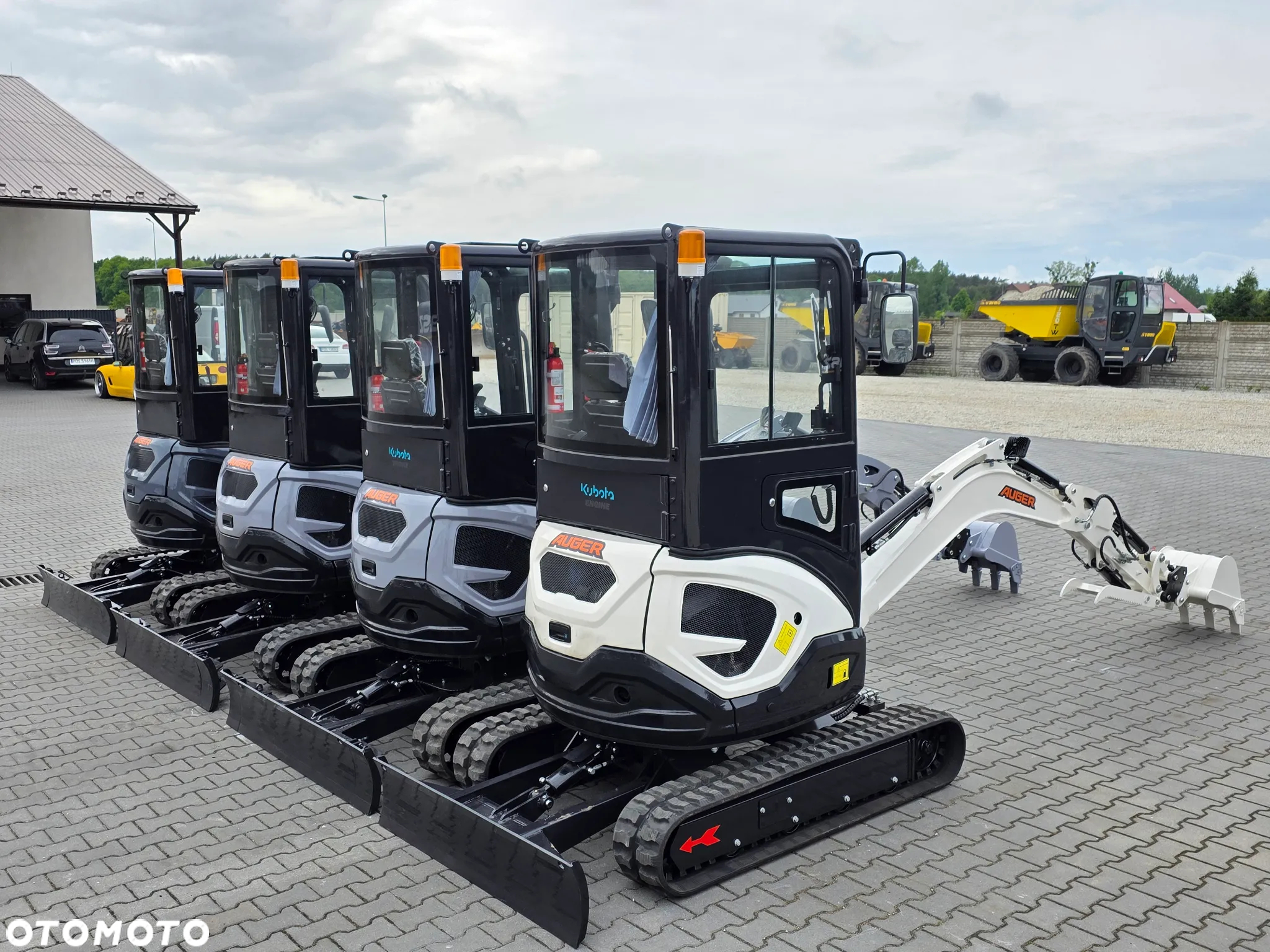 Inny NOWA MINIKOPARKA AUGER 25, WAGA 2100 KG, KUBOTA silnik - 36