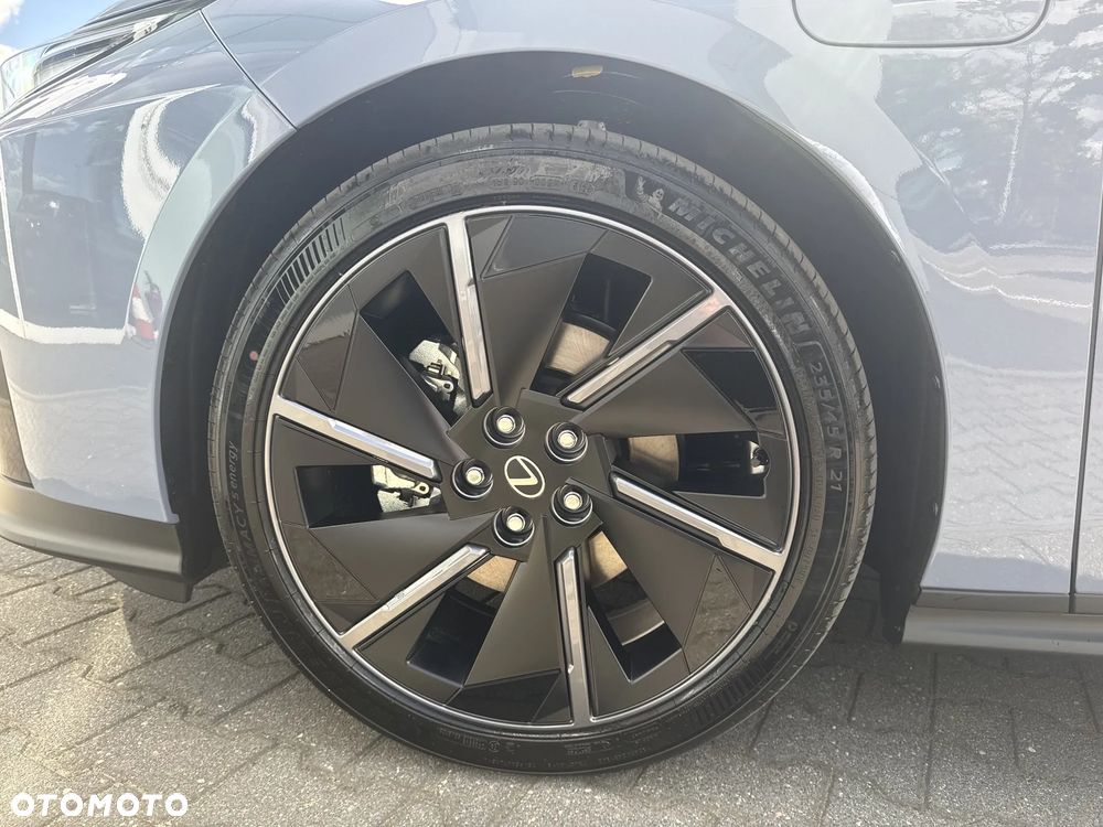 Lexus ES - 14