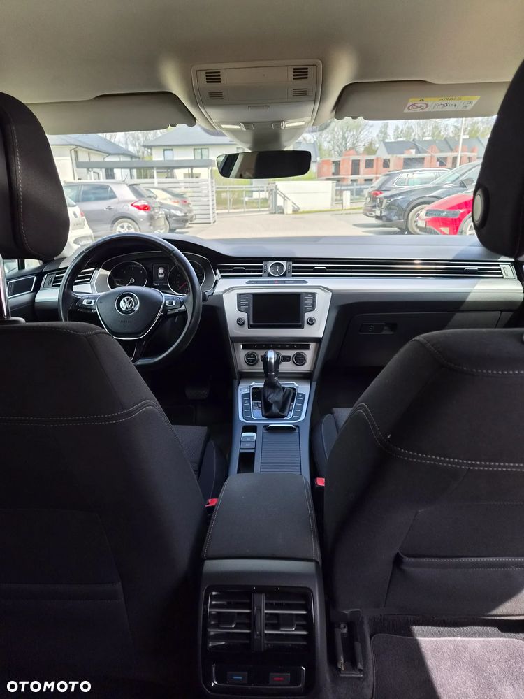 Volkswagen Passat 2.0 TDI BMT Comfortline DSG - 17