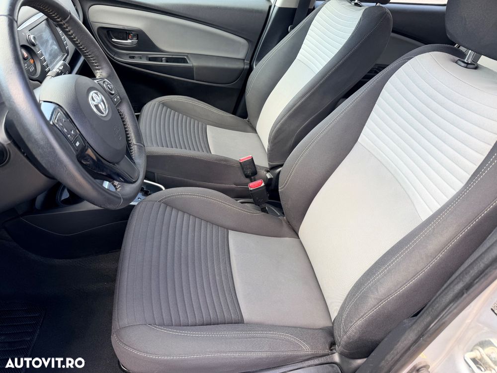 Toyota Yaris 1.5 VVT-i Selection - 10