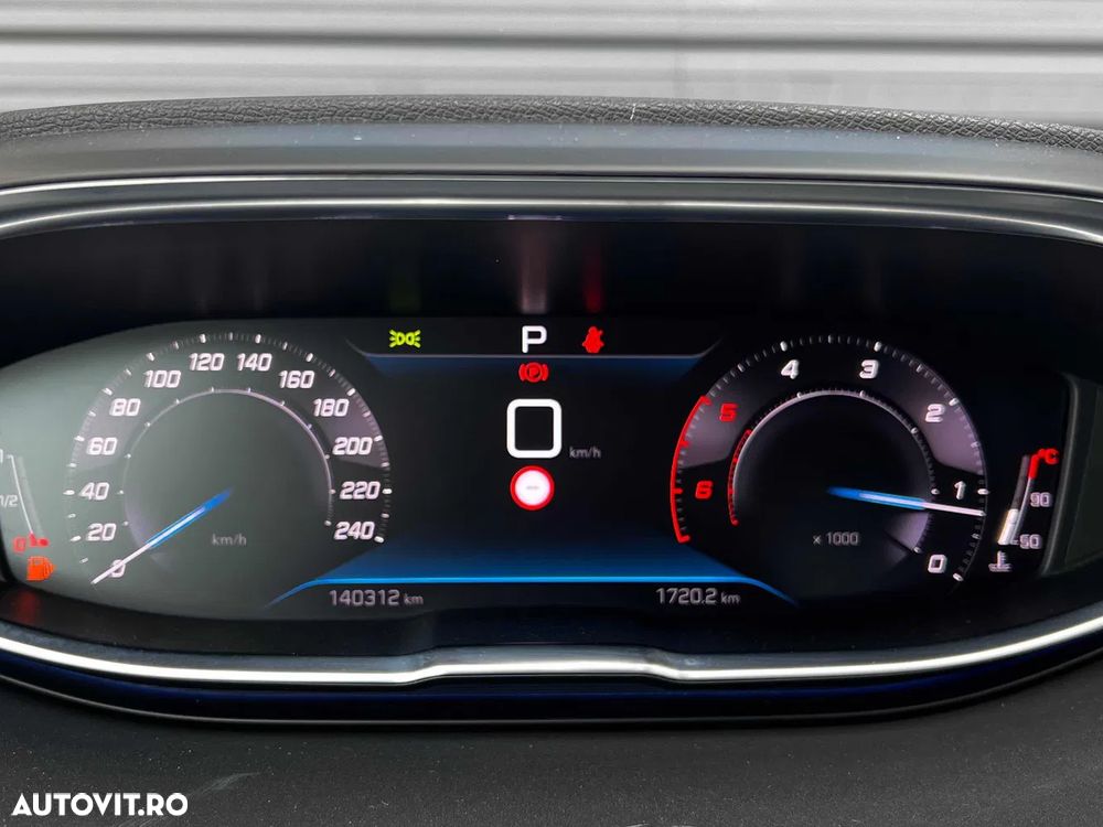 Peugeot 3008 1.5 BlueHDI 130 S&S EAT8 Allure - 24