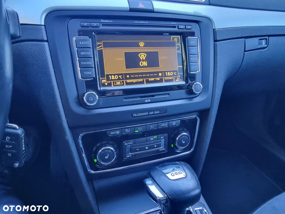 Skoda Superb 2.0 TDI Elegance DSG - 15