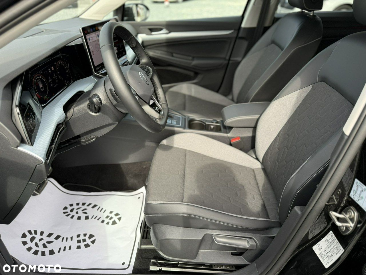 Volkswagen Golf Variant 1.5 eTSI OPF DSG Goal - 11