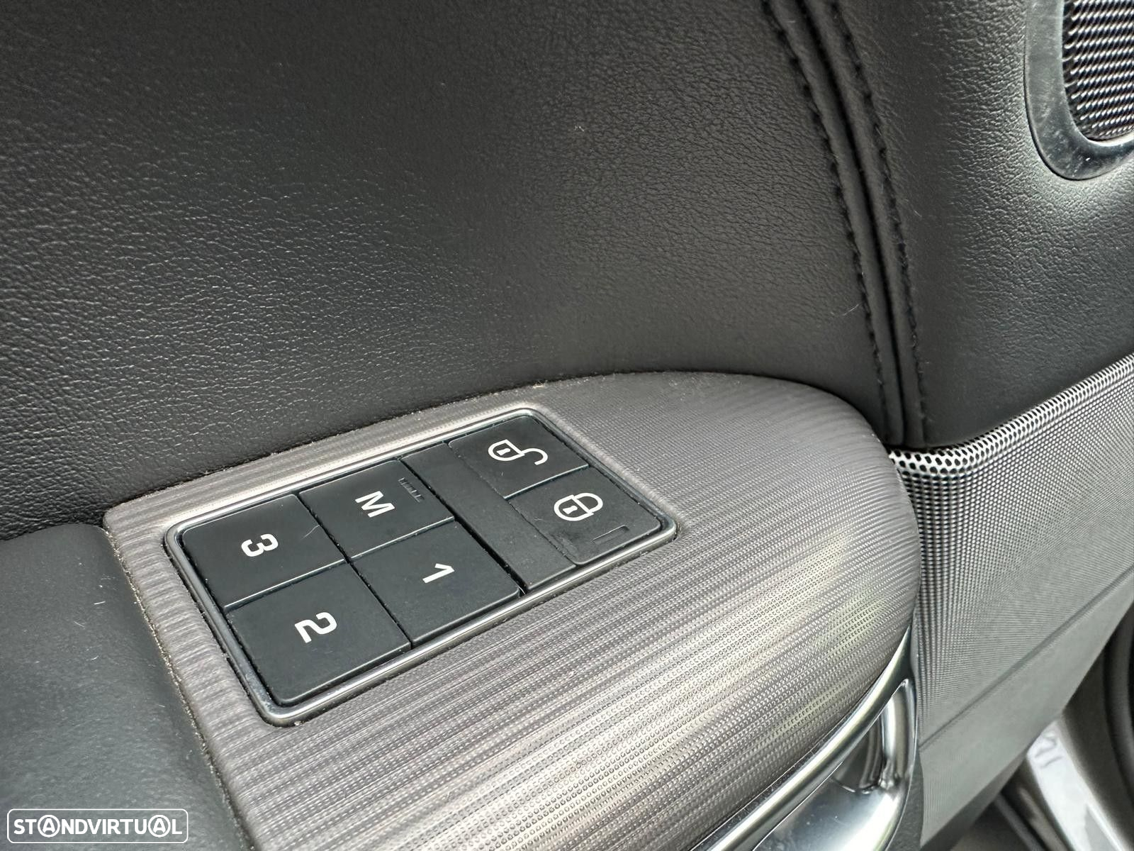 Land Rover Range Rover Sport 2.0 SD4 HSE - 44