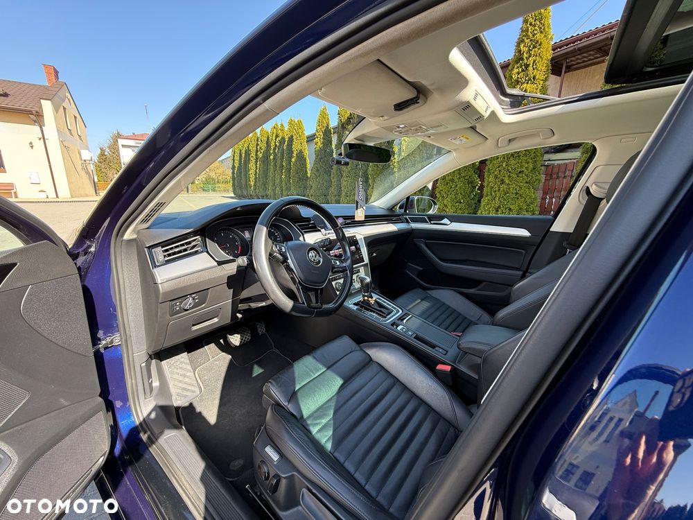 Volkswagen Passat 2.0 TDI SCR DSG Comfortline - 15